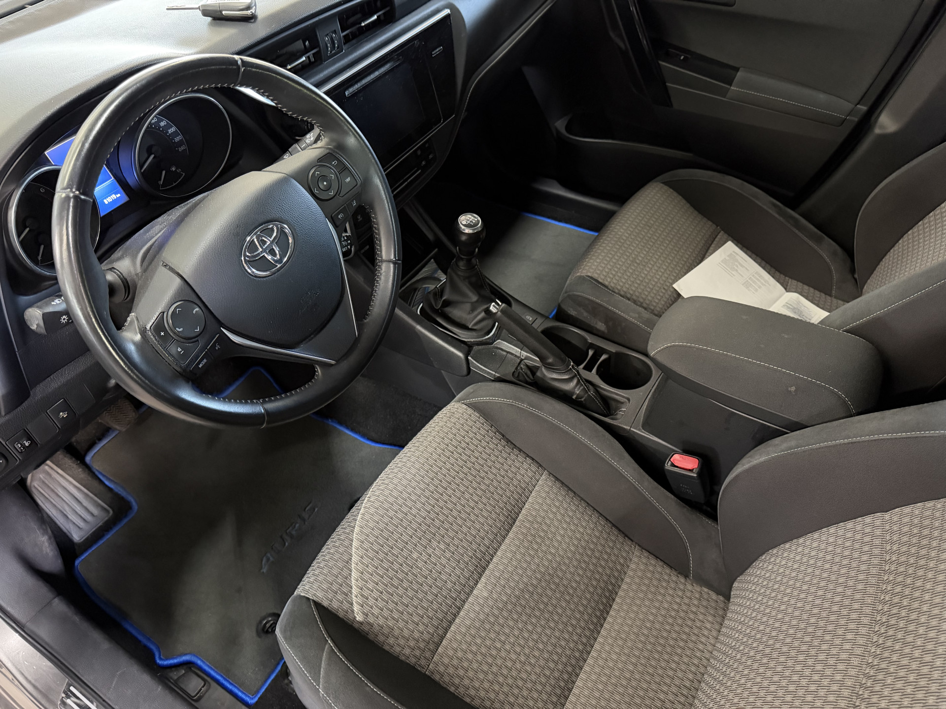 Toyota Auris Touring Sports